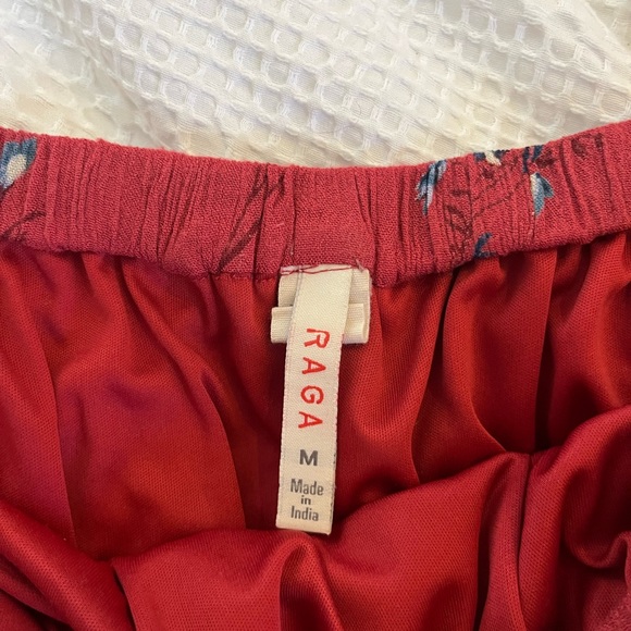 RAGA Off-the shoulder summery crop - Picture 2 of 2